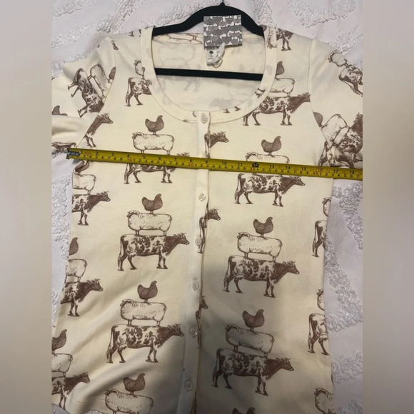 NWT Women’s Kate Quinn Stacked Animal Tshirt - Picture 5 of 8